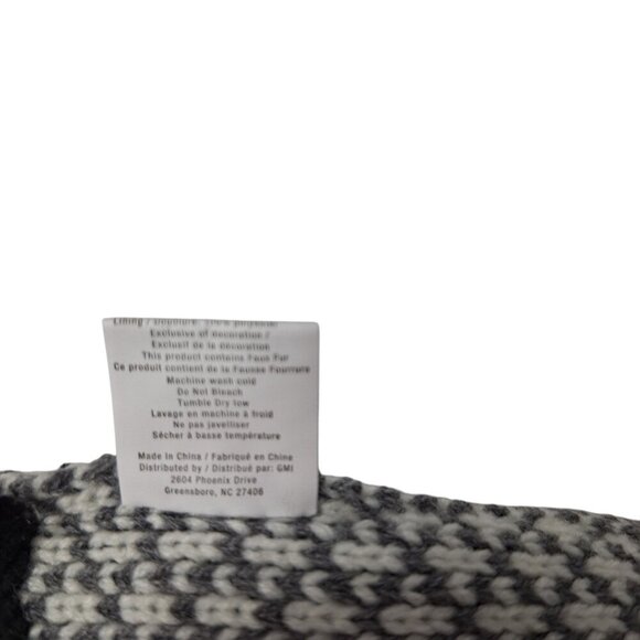 Clear Creek Winter Hat & Gloves Set Gray White Knit with Faux Fur Pom One Size - Picture 5 of 5